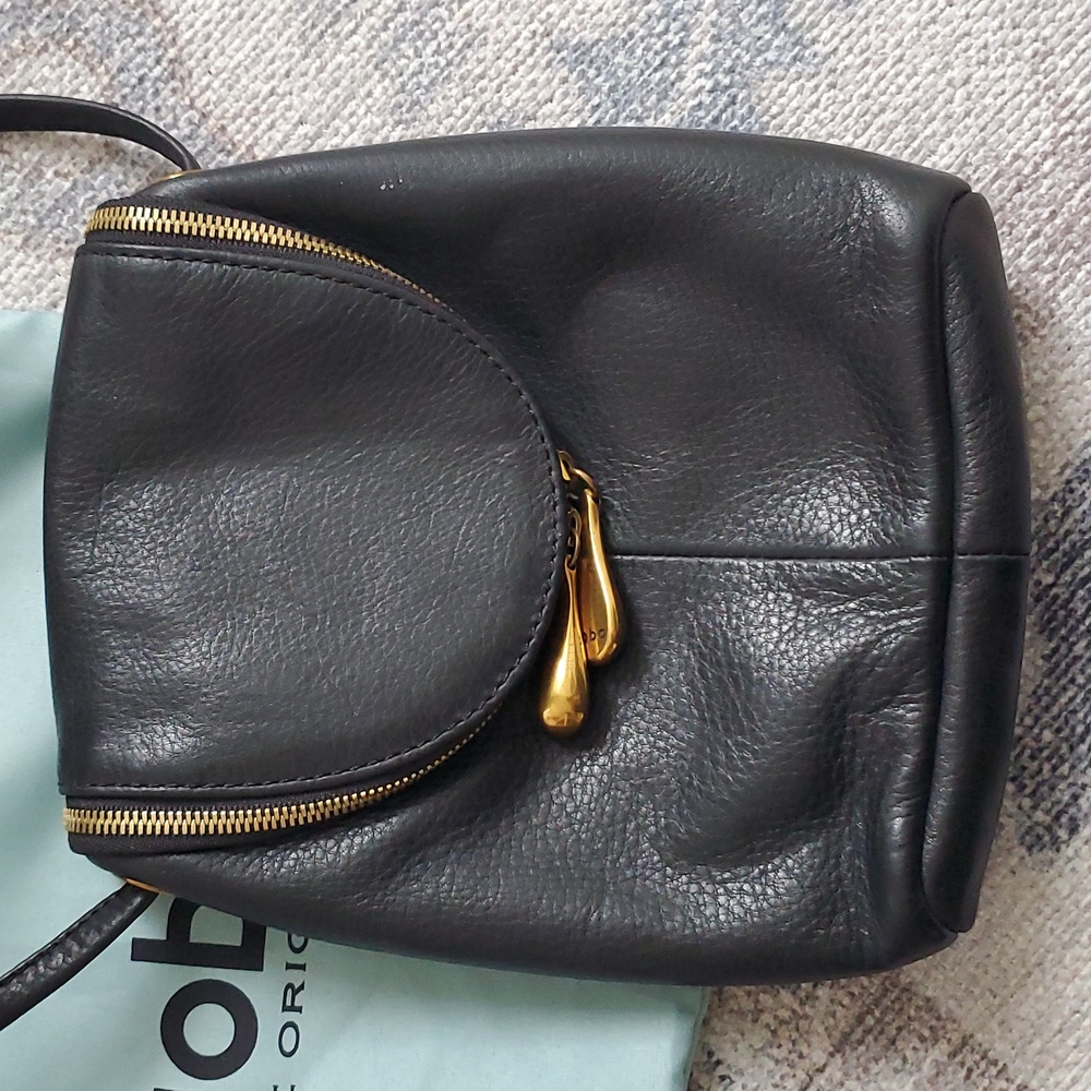 Hobo Black Pebbled Leather Zip Crossbody Bag with Dust Bag - Picture 12 of 15